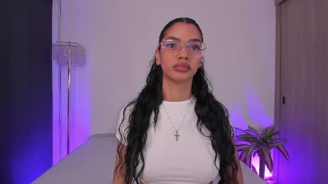 Snapshot of lia_girl2 chatting on 25, 7, 2026 Lia online show from 25, 7, 2026