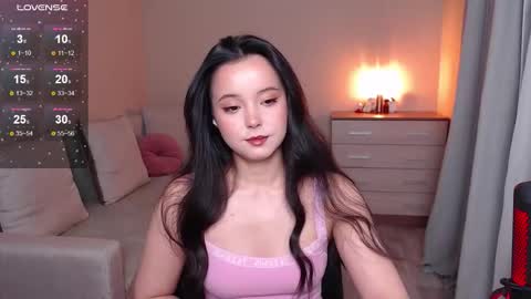 Snapshot of lia_hetty chatting on 23, 11, 2025 L I A online show from 23, 11, 2025
