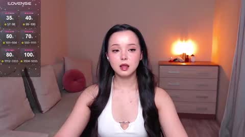 Snapshot of lia_hetty chatting on 15, 12, 2025 L I A online show from 15, 12, 2025