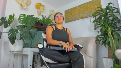 lia_lovelly online show from 6, 4, 2026