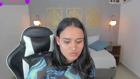 Lia  online show from 2, 3, 2025