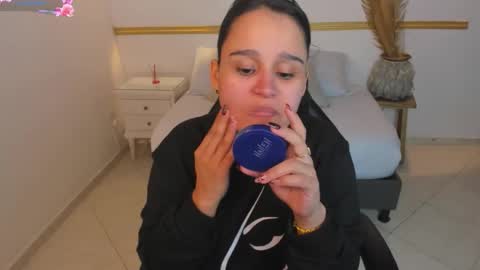 Snapshot of lia_sexx19 chatting on 3, 2, 2026 Lia online show from 3, 2, 2026