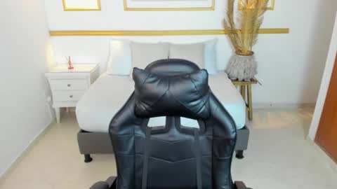 Snapshot of lia_sexx19 chatting on 6, 2, 2026 Lia online show from 6, 2, 2026