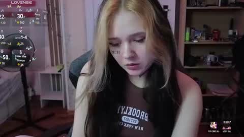 Snapshot of liaa_littll chatting on 24, 7, 2026 liaa_littll online show from 24, 7, 2026
