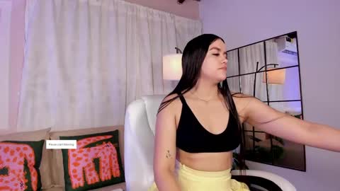 Snapshot of liaamoon_ chatting on 2, 5, 2026 Lia online show from 2, 5, 2026