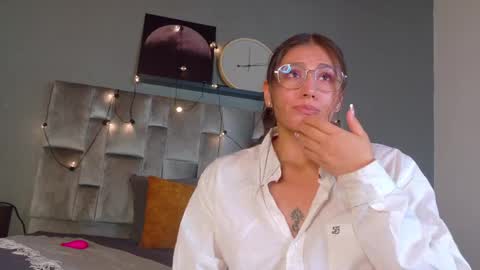 Snapshot of liaamoretti__ chatting on 16, 5, 2026 L I A online show from 16, 5, 2026