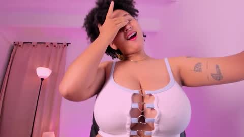 liaa moretzz online show from 4, 12, 2025