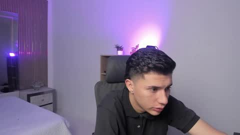 Liam Smith online show from 23, 9, 2025