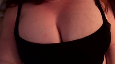 Snapshot of liabb111 chatting on 1, 12, 2025 liabb111 online show from 1, 12, 2025