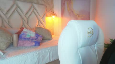 Snapshot of liacox chatting on 1, 4, 2026 Lia Cox online show from 1, 4, 2026