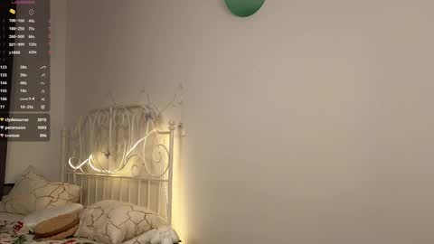 Lia  online show from 8, 3, 2025