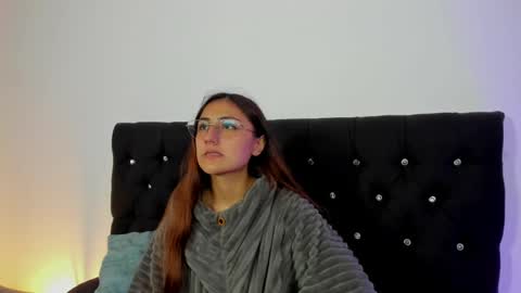 Liah  online show from 13, 11, 2025