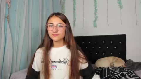 Liah  online show from 8, 4, 2026