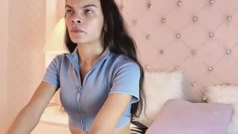 Snapshot of liahevans chatting on 6, 10, 2025 Liah online show from 6, 10, 2025