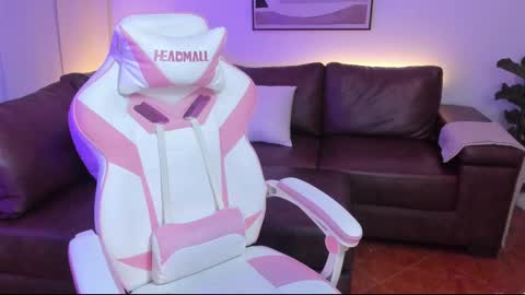 Liah online show from 5, 11, 2025