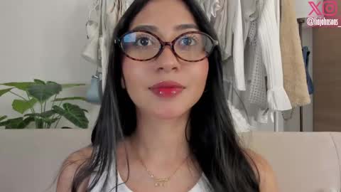 Snapshot of liajohnsons_ chatting on 1, 6, 2026 Lia Johnsons online show from 1, 6, 2026