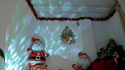 Snapshot of liak_bratz33 chatting on 4, 12, 2024 Liak online show from 4, 12, 2024