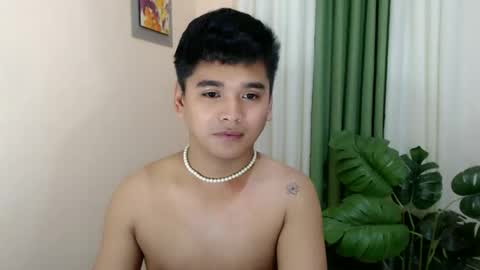 liam_anthonyxx online show from 12, 11, 2025