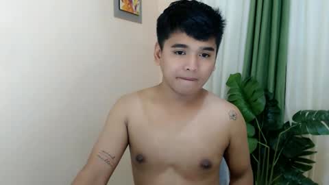 liam_anthonyxx online show from 14, 12, 2025
