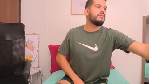 Snapshot of liam_borges chatting on 8, 1, 2025 liam_borges online show from 8, 1, 2025