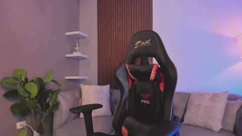 Snapshot of liam_colliins chatting on 6, 2, 2026 Liam Collins online show from 6, 2, 2026