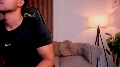 Liam Collins online show from 5, 6, 2026