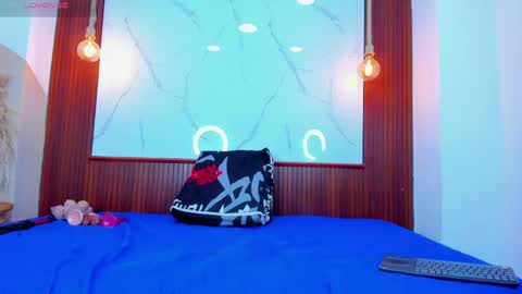 Liam forest  online show from 15, 4, 2026