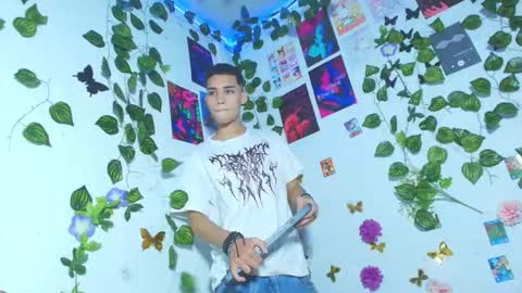 liam_honey18 online show from 29, 3, 2026