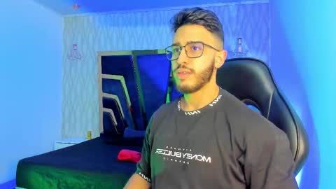 Snapshot of liam_kleiin chatting on 2, 2, 2026 LIAM KLEIN online show from 2, 2, 2026