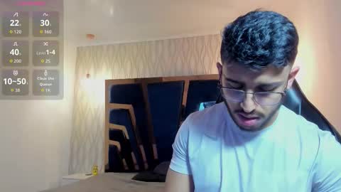 Snapshot of liam_kleiin chatting on 3, 3, 2026 LIAM KLEIN online show from 3, 3, 2026