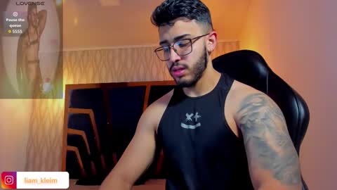 Snapshot of liam_kleiin chatting on 7, 3, 2026 LIAM KLEIN online show from 7, 3, 2026