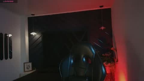 Snapshot of liam_kleiin chatting on 16, 4, 2026 LIAM KLEIN online show from 16, 4, 2026