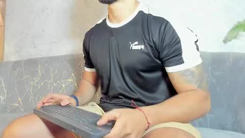 Snapshot of liam_kleiin chatting on 19, 6, 2026 LIAM KLEIN online show from 19, 6, 2026