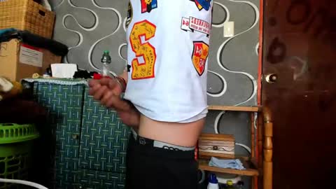 Snapshot of liam_oasiss chatting on 8, 2, 2025 liam_oasiss online show from 8, 2, 2025