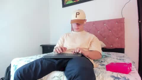 Snapshot of liam_saint chatting on 16, 6, 2026 Call me Lian online show from 16, 6, 2026