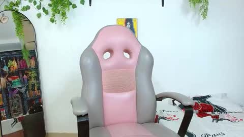 Snapshot of liam_xul chatting on 15, 9, 2025 liamxul online show from 15, 9, 2025