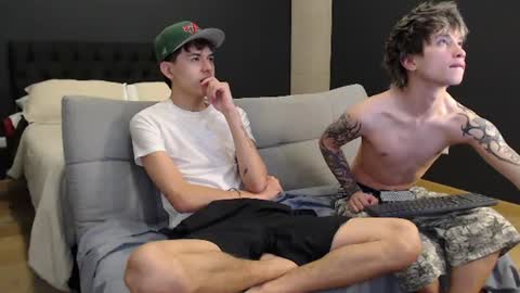 Snapshot of liamelf chatting on 16, 7, 2026 Liam online show from 16, 7, 2026