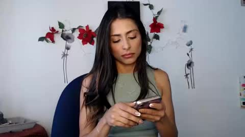 Snapshot of liamiler01_ chatting on 2, 12, 2024 Lia Miller online show from 2, 12, 2024