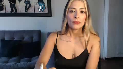 Snapshot of liamiler01_ chatting on 11, 2, 2025 Lia Miller online show from 11, 2, 2025