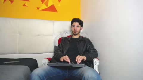 LiamLuxe online show from 3, 3, 2025