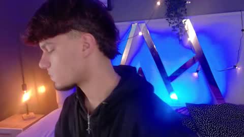 Liam Thunder online show from 19, 11, 2025