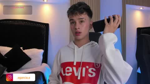 liam online show from 25, 5, 2026