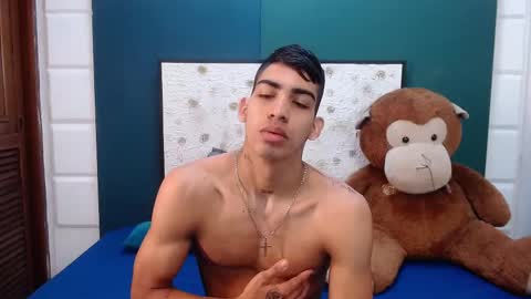 Snapshot of liamwyat chatting on 23, 11, 2025 L I A M online show from 23, 11, 2025