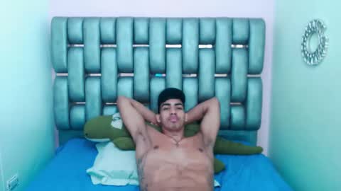 Snapshot of liamwyat chatting on 1, 12, 2025 L I A M online show from 1, 12, 2025