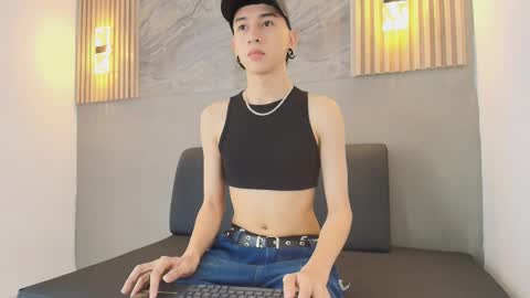 lian_cameron online show from 19, 1, 2026