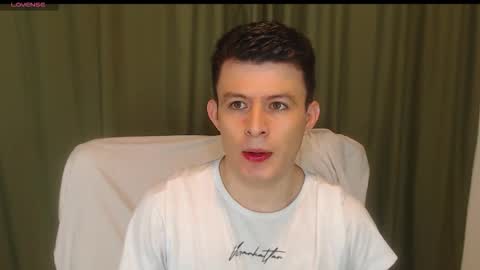 lian_eathan online show from 15, 11, 2025