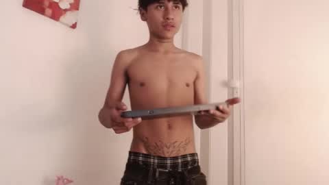 SAMUEL SAMY online show from 30, 10, 2025