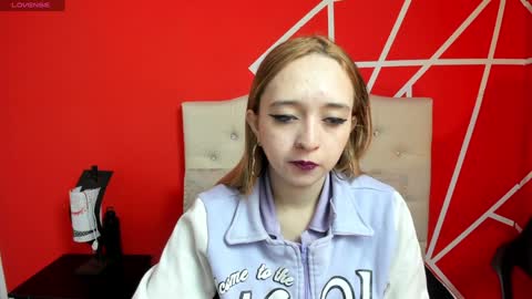 Snapshot of liaroberts1 chatting on 24, 12, 2024 Lia Roberts online show from 24, 12, 2024