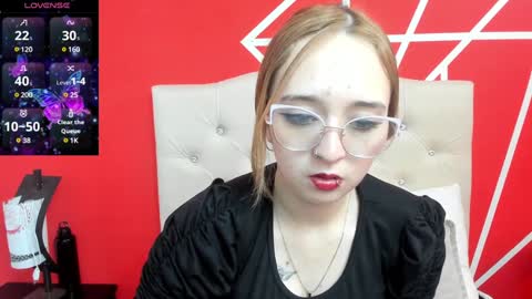 Snapshot of liaroberts1 chatting on 26, 12, 2024 Lia Roberts online show from 26, 12, 2024