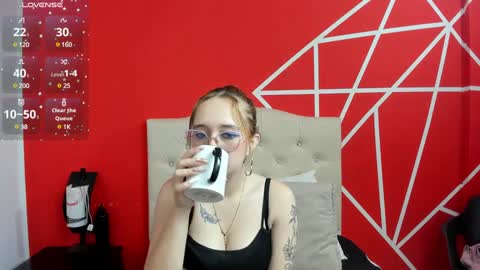 Snapshot of liaroberts1 chatting on 11, 1, 2025 Lia Roberts online show from 11, 1, 2025